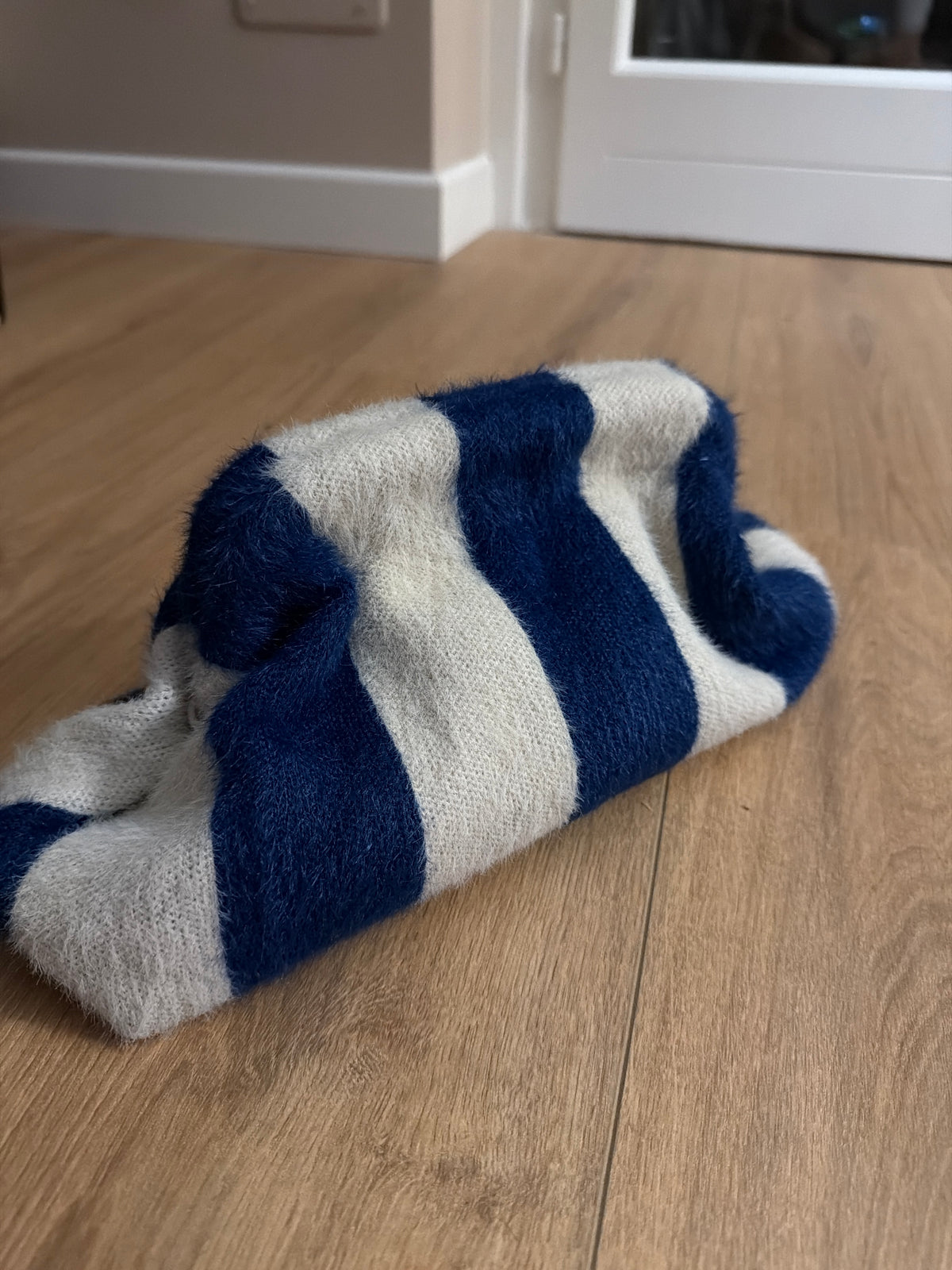 Clutch Blue beige