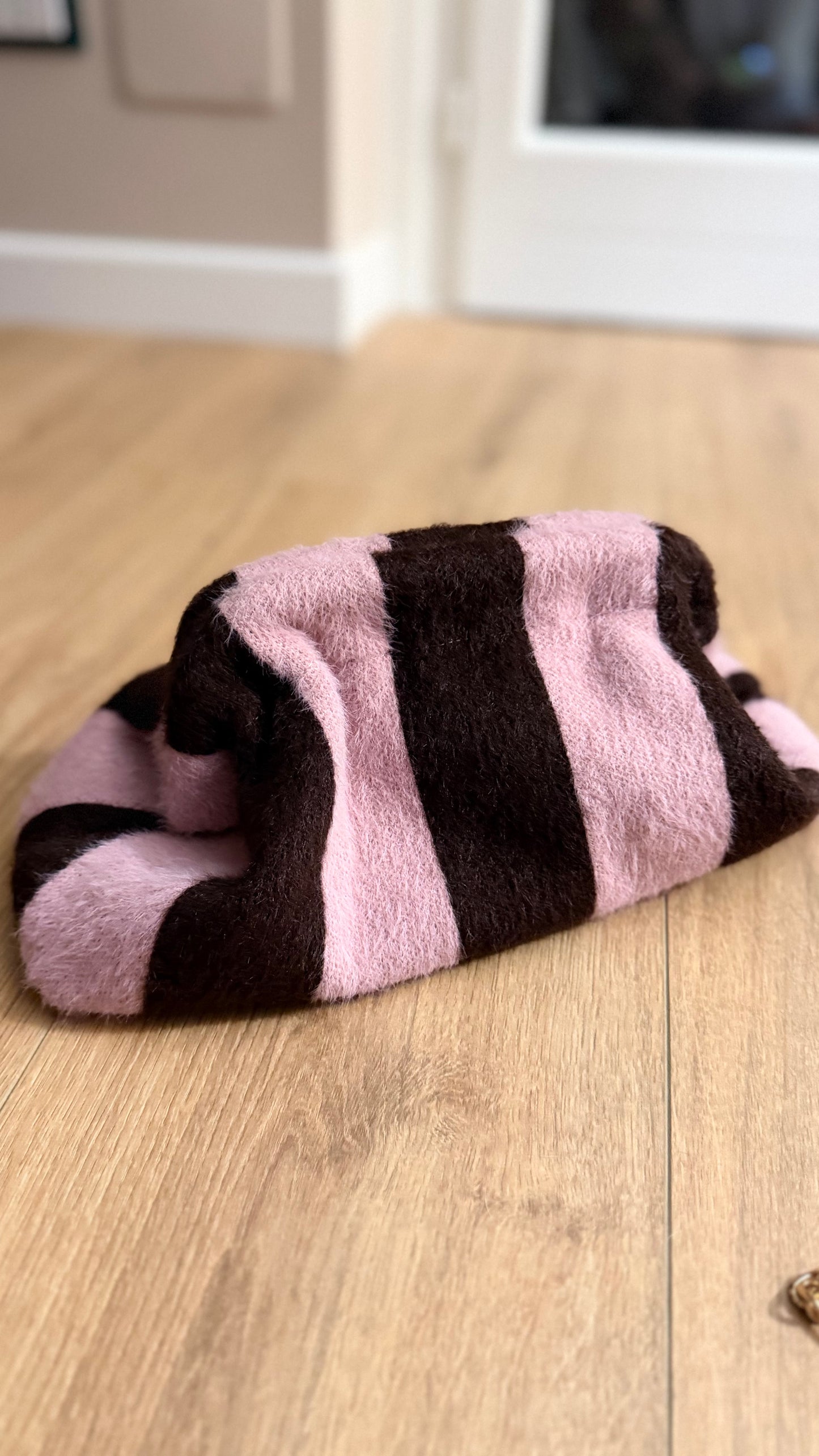 Clutch rosa e marrone