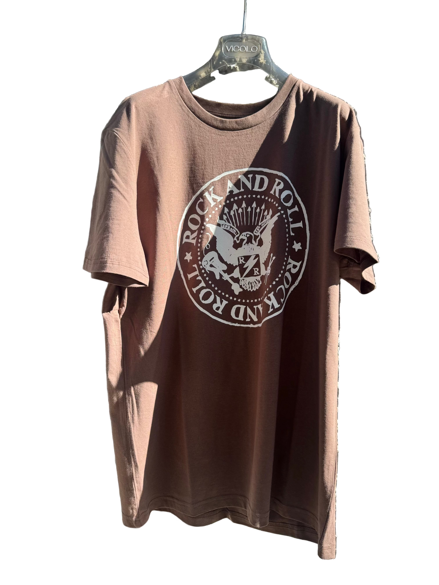 T-shirt rock  and roll